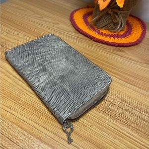 Guess wallet with Guess notepad